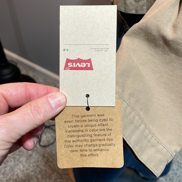 Levi Strauss Khaki Jacket with hood - Picture 7 of 13